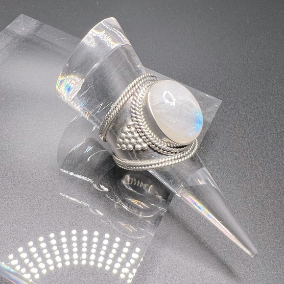 Large Artisan Crafted Stamped .925 Sterling Silver Moonstone Ring - Picture 5 of 5